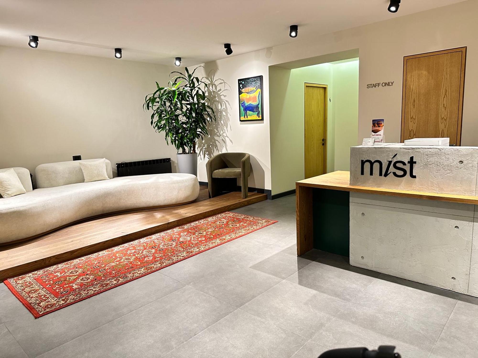 Mist Boutique Hotel 耶烈万 外观 照片